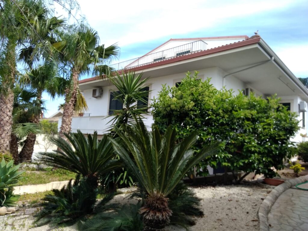 Villa Pantarei | Camere Vista Mare e Piscina a Pozzallo